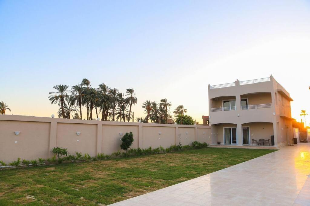 Royal Nile Villa - Nile View Apartment 1 Luksor Zewnętrze zdjęcie