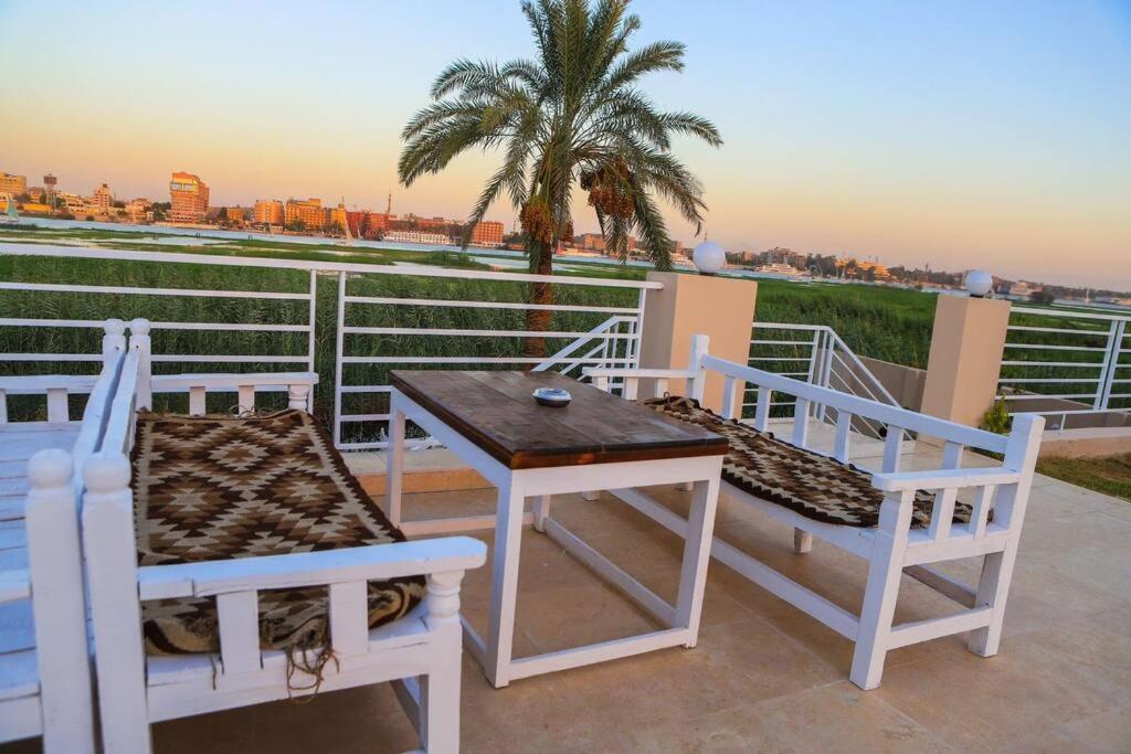 Royal Nile Villa - Nile View Apartment 1 Luksor Zewnętrze zdjęcie